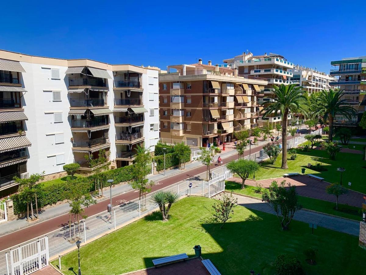 Formentor Beach Primera Linea De Playa Apartman Salou Kültér fotó